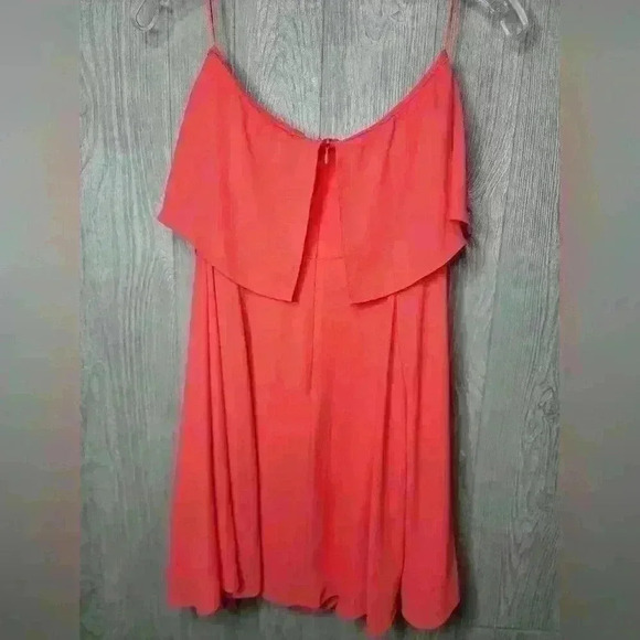 Express tube top Coral colored dress with a  lining. Size 4.  100% Polyester. - Picture 4 of 5